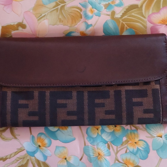 Fendi Handbags - Authentic Fendi zucca Wallet.